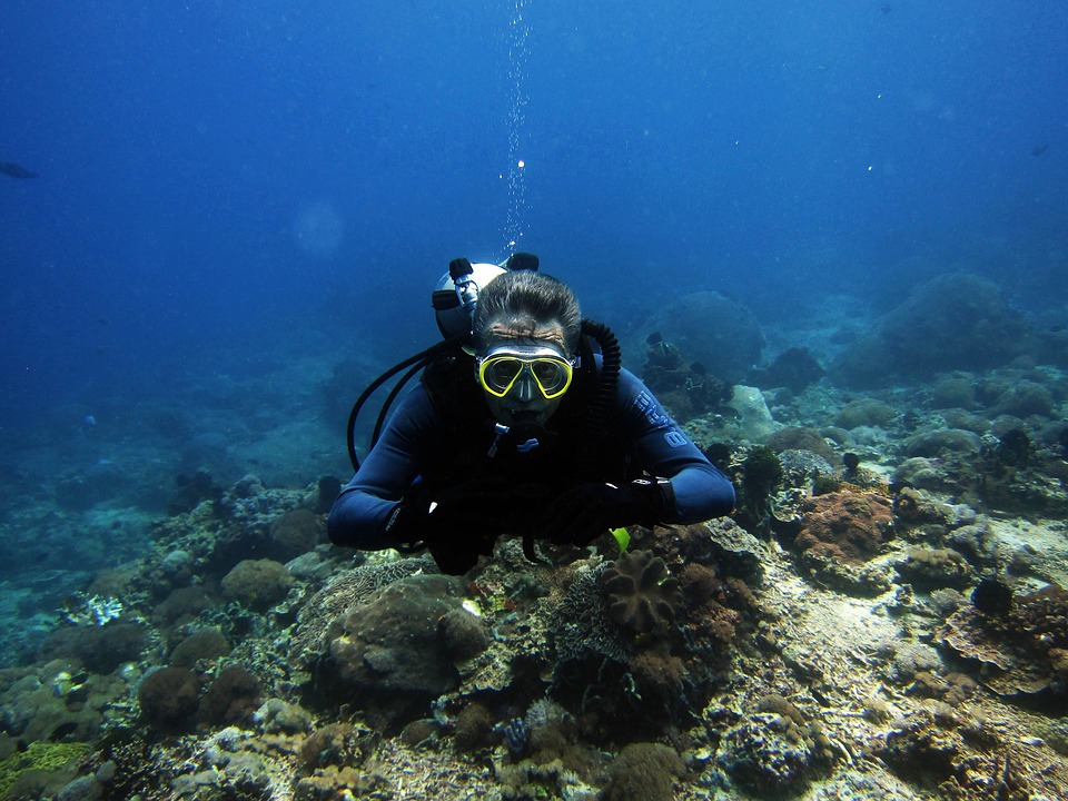 Vos vacances sportives : le diving en Indonésie